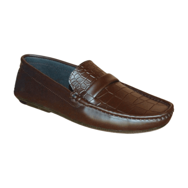 Loafers: A Style Staple in Black and Brown